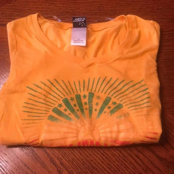 California Tee shirt by Creative Apparel - Picture 4 of 4